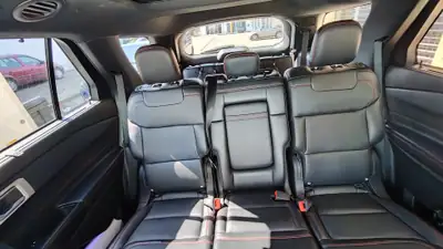 Ford Explorer 3.0 V6 Plug-in Hybrid ST-Line — SUV 7 places, hybride rechargeable, 112 000 km — détail