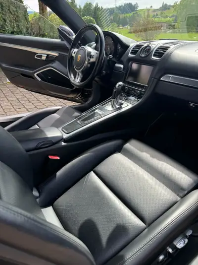 Porsche 718 Boxster 2.7 Black Edition — Roadster sportif PDK, histórique complet, 145'000 km — Miniature 11