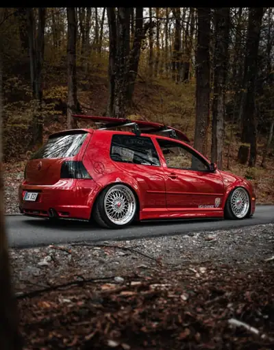 VW Golf 3.2 V6 R32 4motion — Sportive allemande rare, 240 ch et transmission intégrale — arrière