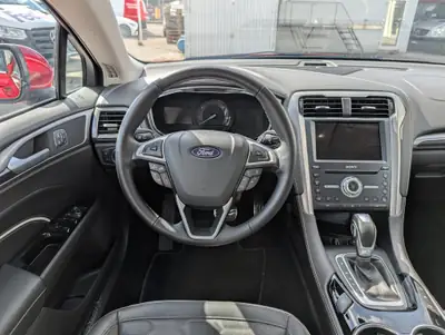 Ford Mondeo 2.0 HEV 187 Vignale — Break hybride économe, entretien complet — Miniature 7