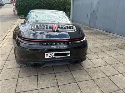 Porsche 911 Targa 4S — Cabriolet élégant, 480 ch et seulement 2200 km — arrière