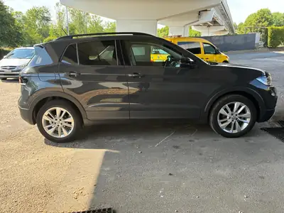 VW T-Cross 1.0 TSI 115 — Compact SUV urbain, 36 000 km seulement — Außenansicht