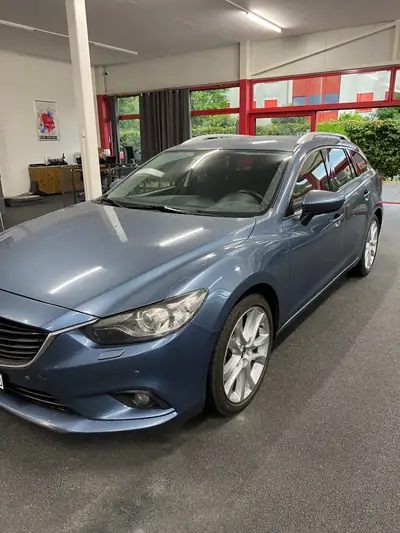 Mazda 6 2.5 Revolution — Break élégant, motorisation dynamique et 83 000 km seulement — vue extérieure