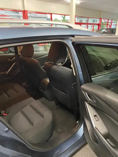 Mazda 6 2.5 Revolution — Break élégant, motorisation dynamique et 83 000 km seulement — intérieur