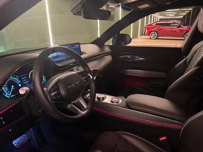 Genesis GV70 2.5T Sport — SUV premium 304 ch, très faible kilométrage — Detail
