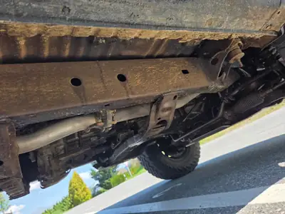 Toyota Land Cruiser 3.0 TD LX — Le SUV 4x4 indestructible, 309'000 km d'histoire — Miniature 9