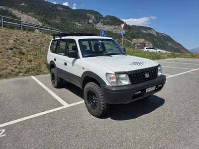Toyota Land Cruiser 3.0 TD LX — Le SUV 4x4 indestructible, 309'000 km d'histoire — Miniature 18