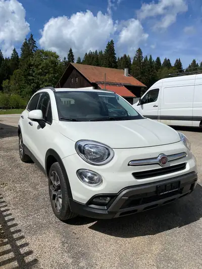 FIAT 500X 2.0 JTD Cross Plus 4x4 — SUV compact diesel robuste, 4 roues motrices — fianco
