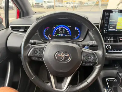 Toyota Corolla Touring Sports 1.8 HSD — Hybride fiable, faible consommation et garantie 10 ans — Miniature 13