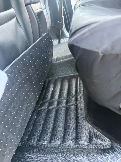 Ford Ranger 2.0 EcoBlue 4x4 Raptor — Pick-up robuste, sans accident, 71 500 km — Miniatura 11