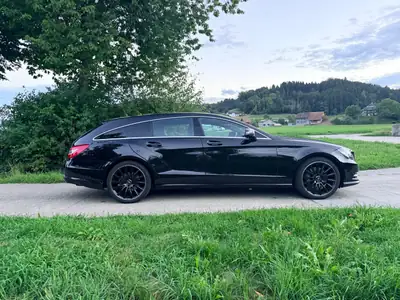 Mercedes-Benz CLS 350 CDI 4Matic — Élégance berline, polyvalence break et efficacité diesel — arrière