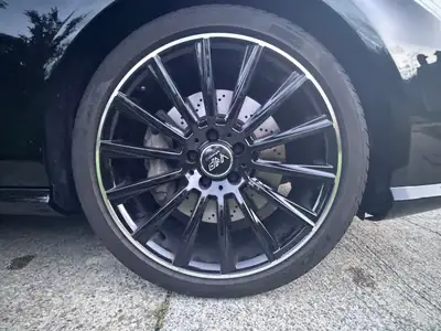 Mercedes-Benz CLS 350 CDI 4Matic — Élégance berline, polyvalence break et efficacité diesel — Miniature 11
