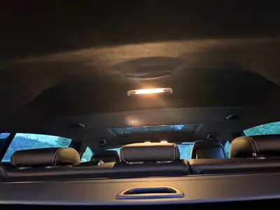 Mercedes-Benz CLS 350 CDI 4Matic — Élégance berline, polyvalence break et efficacité diesel — Miniature 10