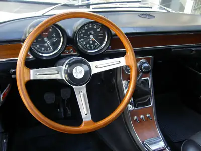 Alfa Romeo 1750 GTV (1ère Série) 1969 — Coupé sportif vintage en excellent état, 61'000 km — Miniatura 13