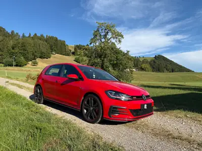 VW Golf 2.0 TSI GTI Performance DSG — sportivité authentique, 55'306 km — côté