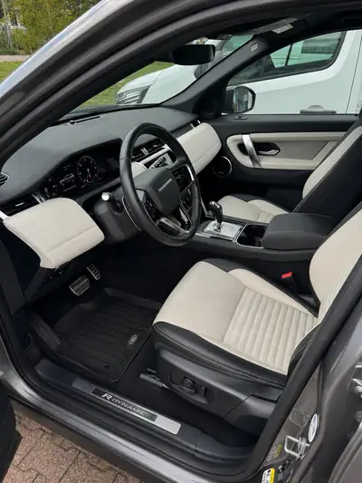 Land Rover Discovery Sport P300 R-Dynamic HSE — Hybride rechargeable performant, 47 000 km — détail