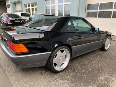 Mercedes-Benz SL 500 — Roadster légendaire 1992, 326 ch et prestige intemporel — Armaturenbrett