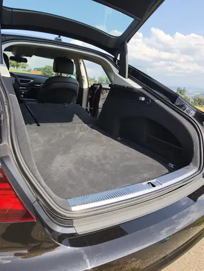 Audi A7 Sportback 3.0 TDI quattro — Berline élégante, 58'000 km, première main — Miniature 11