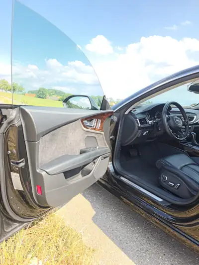 Audi A7 Sportback 3.0 TDI quattro — Berline élégante, 58'000 km, première main — Miniature 17