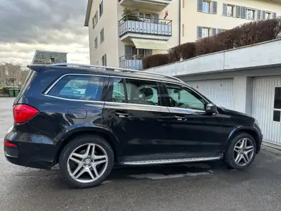 Mercedes-Benz GL 350 V6 CDI BlueTec — SUV 7 places, motorisation efficace, sans sinistre — côté