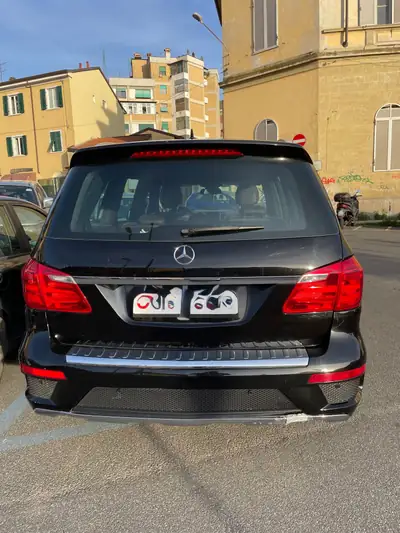 Mercedes-Benz GL 350 V6 CDI BlueTec — SUV 7 places, motorisation efficace, sans sinistre — intérieur