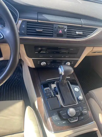 Audi A6 3.0 V6 TFSI Quattro — Berline de prestige, motorisation surpuissante et traction intégrale — Miniature 11