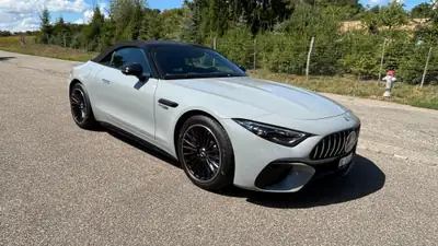 Mercedes-Benz SL 55 AMG 4matic+ — Cabriolet haute performance, seulement 4800 km — Außenansicht