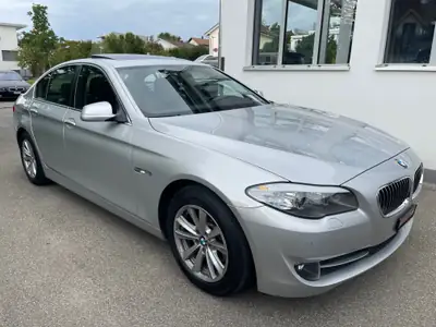 BMW 525d xDrive — Berline premium diesel, 218 ch et transmission intégrale — Innenraum