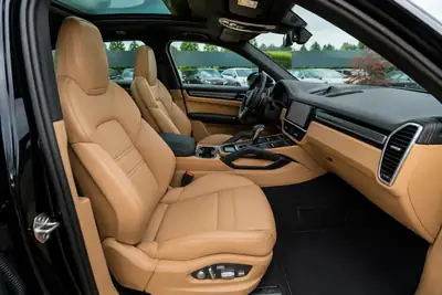 Porsche Cayenne Coupé 3.0 V6 E-Hybrid — SUV premium hybride rechargeable, 44 000 km — Miniature 7