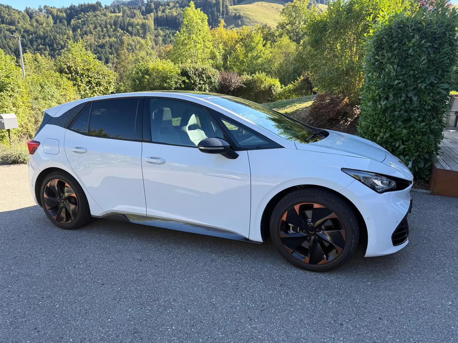 Cupra Born 2024 occasion St-Luc — 1