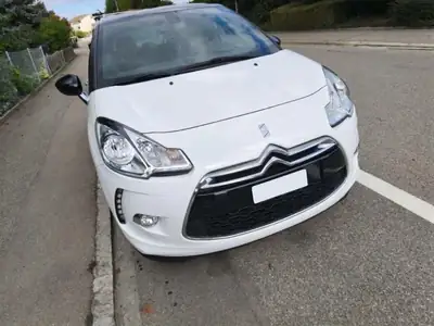 DS3 1.4 VTi Chic 2012 — Citadine stylée, faible kilométrage et entretien économique — vue extérieure