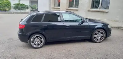 Audi A3 2.0 FSI 200 ch — Compacte sportive, entretien à jour et sans sinistre — Miniature 8