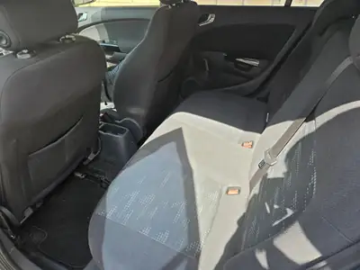 Opel Corsa 1.4i 16V Enjoy — Citadine fiable, sans accident, 179 000 km — tableau de bord
