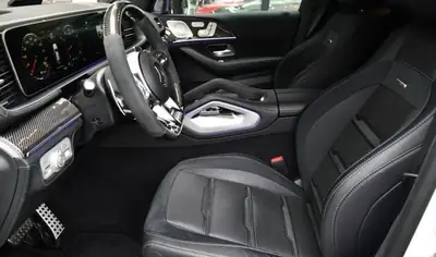 Mercedes-AMG GLE 63 Coupé 4matic+ — 593 ch, design sportif, seulement 26 600 km — tableau de bord