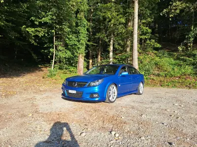 Opel Vectra 2.8 V6 Turbo OPC — Berline sportive 255 ch, sans sinistre — Seitenansicht