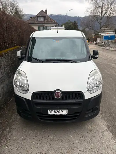 FIAT Doblo 1.4 Natural Power — Monospace pratique et économique, 155'000 km — tableau de bord