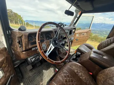 Land Rover Defender 130 TD5 — Pickup légendaire, 110'000 km, moteur diesel robuste — dettaglio