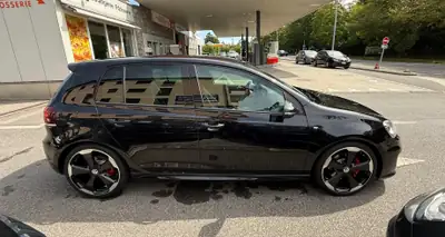 VW Golf 2.0 TSI GTI Edition 35 — 235 ch, moteur R, échappement sport BULL X — intérieur