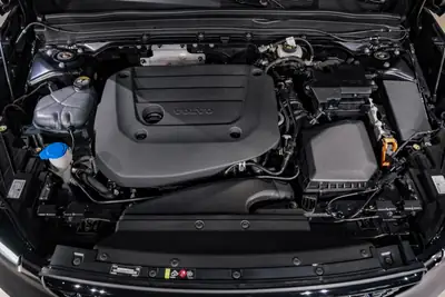 Volvo XC40 B3 Plus Black Edition — Hybride mild, design premium et technologie suédoise — Miniature 26