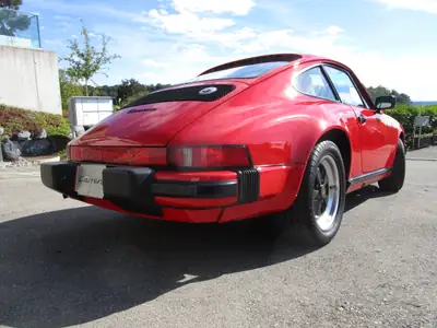 Porsche 911 3.2 Carrera 1989 — Légende des années 80, import Californie d'exception — intérieur