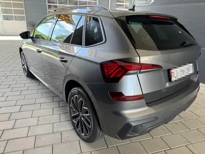 Skoda Kamiq 1.0 TSI Dynamic DSG — Petit SUV urbain efficace et spacieux — arrière