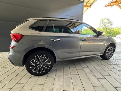 Skoda Kamiq 1.0 TSI Dynamic DSG — Petit SUV urbain efficace et spacieux — intérieur