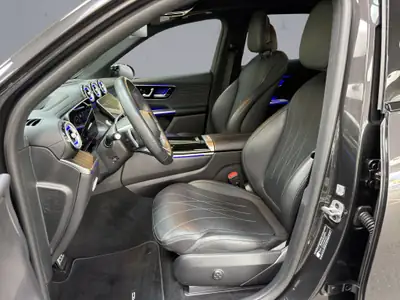 Mercedes-Benz GLC 220 d AMG Line 4Matic — SUV diesel hybride, 4×4 performant et économe — Miniatura 9