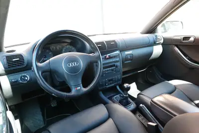 Audi S3 Quattro 225 ch — Sportive allemande authentique, cuir intégral, origine garantie — Miniatur 13