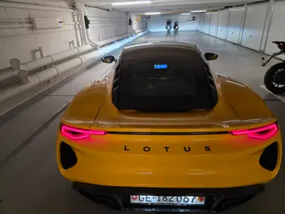 Lotus Emira 3.5 V6 First Edition — Sportive britannique mythique, 1300 km seulement — Miniatur 17