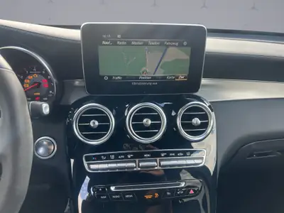 Mercedes-Benz GLC 63 S AMG 4MATIC — Performance extrême et design premium — Miniature 14