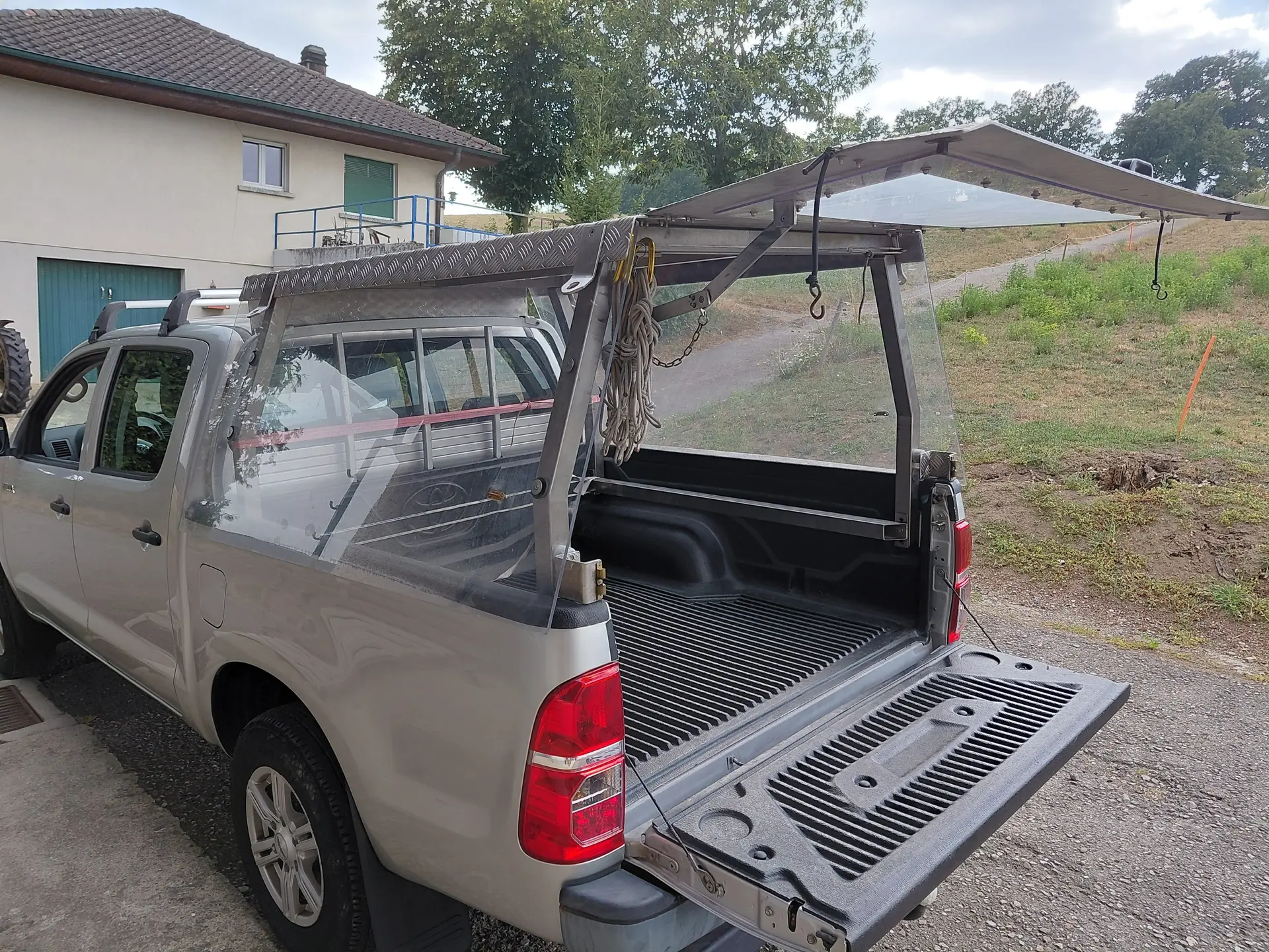 Toyota Hilux 2015 occasion Pont-la-Ville — 3