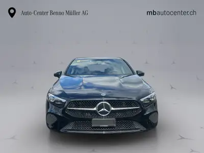 Mercedes-Benz Classe A 180 Progressive — Berline compacte hybride essence, 67'000 km — Miniatura 8