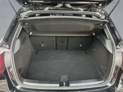 Mercedes-Benz Classe A 180 Progressive — Berline compacte hybride essence, 67'000 km — Miniatura 18