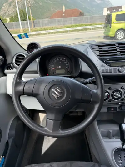 Suzuki Alto 1.0 GL Automatique — Citadine économique sans sinistre, révisions à jour — Miniature 11